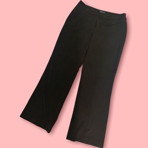 Like new Ladies Brown Wide leg slacks size 9 Stretch Apt 9 MACWELL